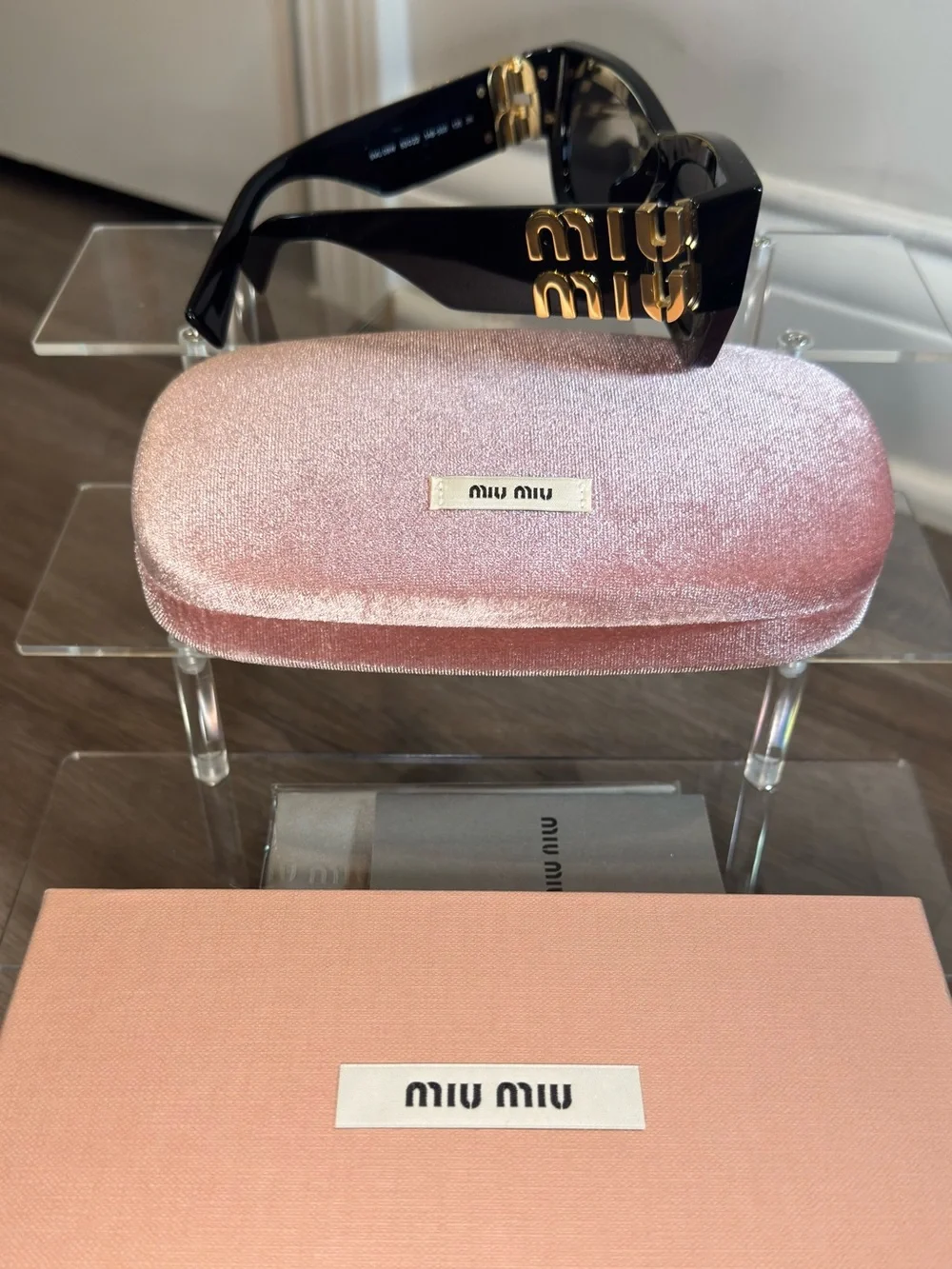 Miu Miu Logo Glimpse Rectangular Sunglasses SMU 09W